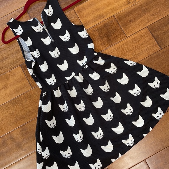 H&M jersey Cat dress - Picture 4 of 5